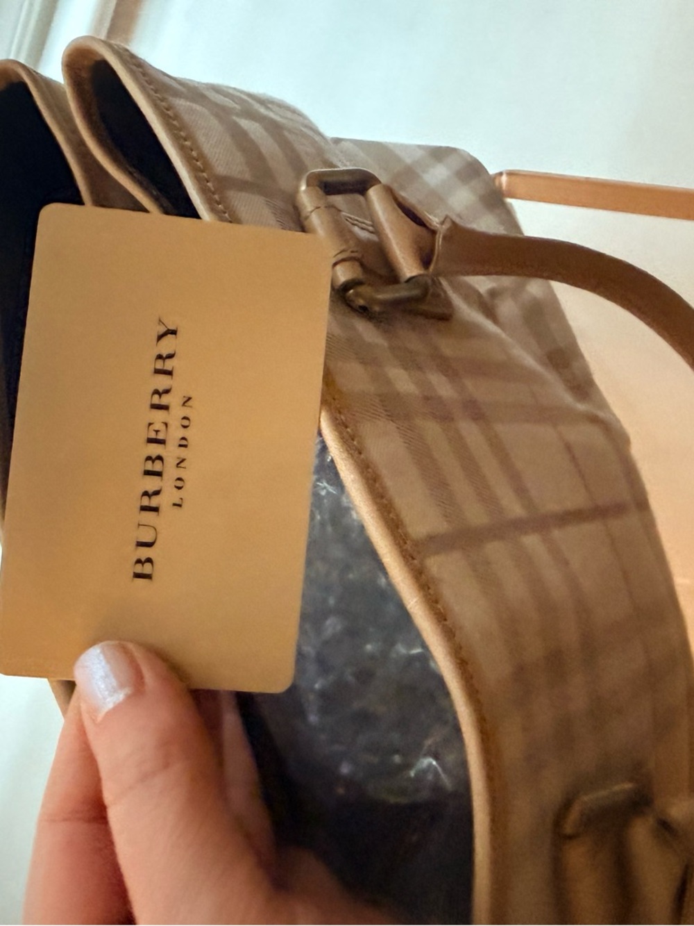 VINTAGE RARE Burberry London Tonal Nova Check Expandable Satchel - May 2002 - Picture 4 of 16